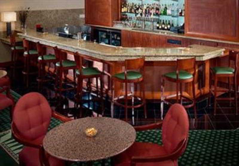 Hotel Courtyard By Marriott Oxnard/ventura 3*