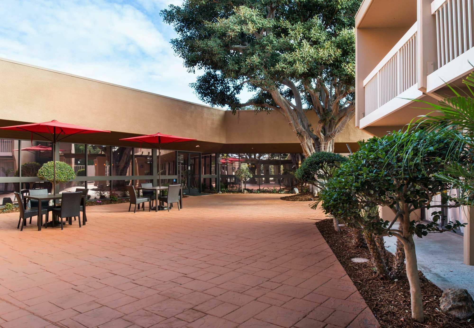 Courtyard By Marriott Oxnard/ventura