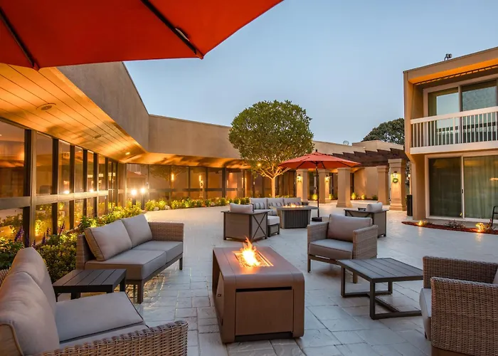 Holiday Inn Oxnard North By Ihg