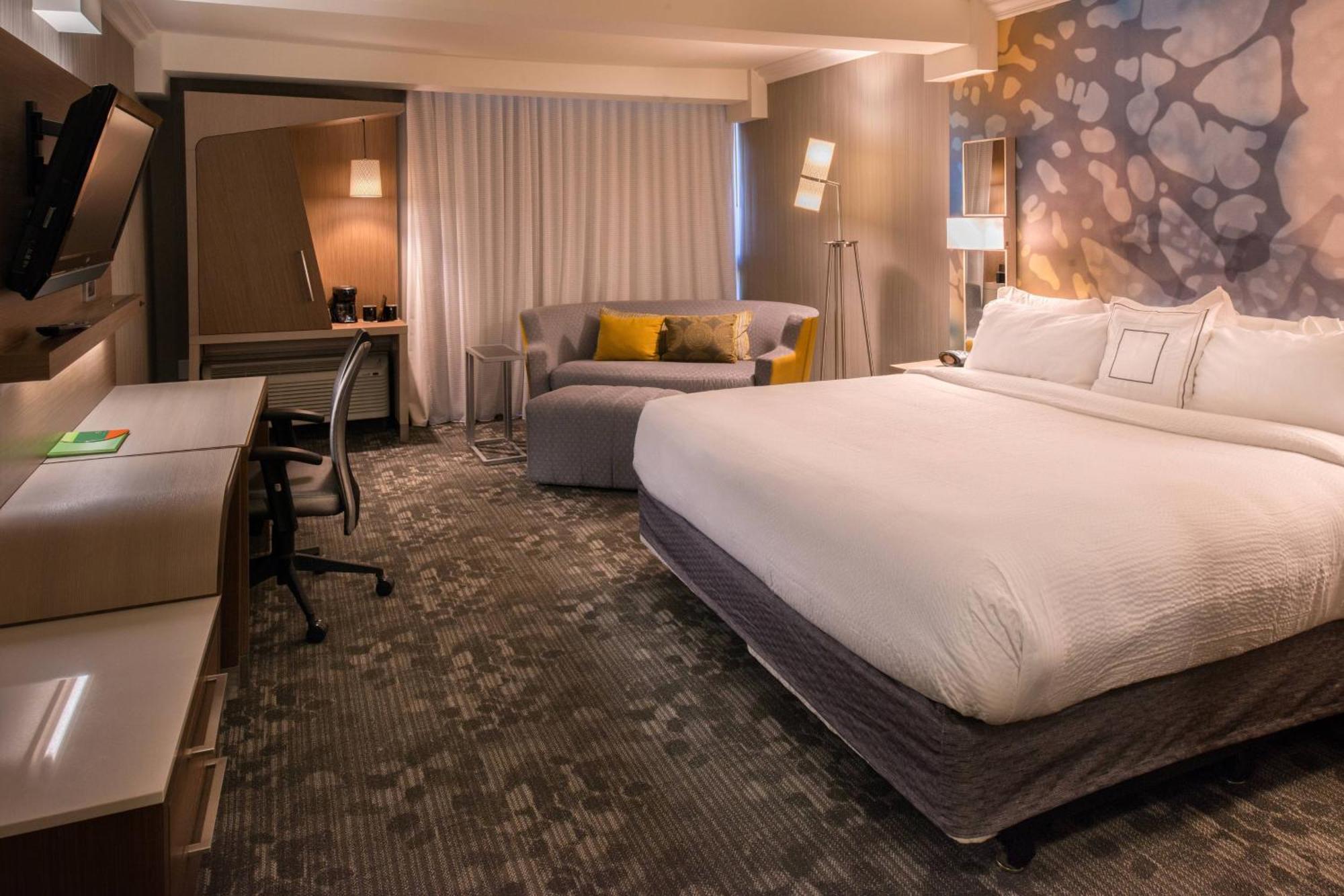 Hotel North By Ihg 3*